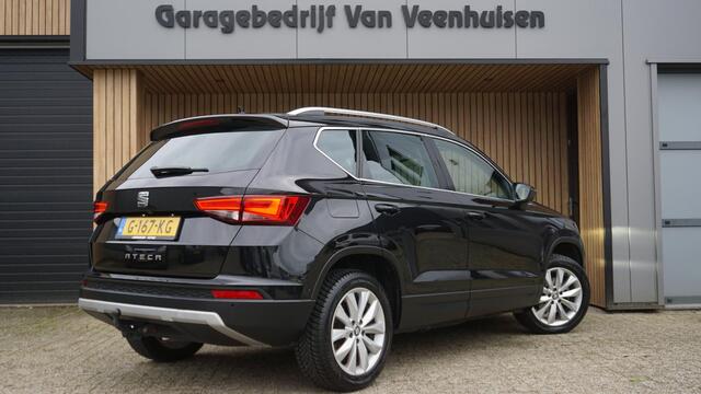 Seat ATECA 1.5 TSI 150pk Style Business Intense LED Trekhaak Navi Clima DAB 17inch LM *NL auto* 62464km! 1e eigenaar!
