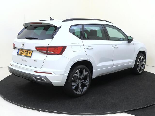 Seat ATECA 1.5 TSI FR Business Intense | Keyless | Parkeerassistent | Dodehoek detectie | Achteruitrijcamera | Stoel- en stuurwielverwarming | Alcantara bekleding | Navigatie | 19" lmv