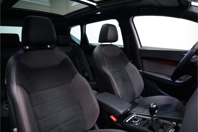 Seat ATECA 1.5 TSI Xcellence Business Intense|Panodak|Trekhaak|BEATS