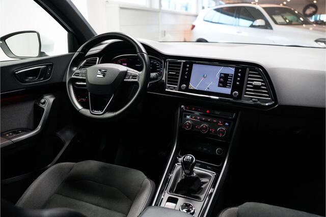 Seat ATECA 1.5 TSI Xcellence Business Intense|Panodak|Trekhaak|BEATS
