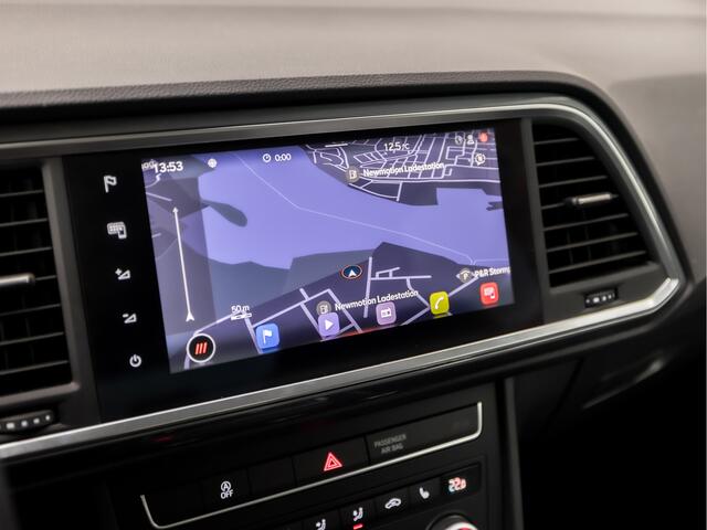 Seat ATECA 1.5 TSI Sport 150Pk Automaat (APPLE CARPLAY, GROOT NAVI, BEATS AUDIO, STUUR/STOELVERWARMING, SPORTSTOELEN, CRUISE, LED KOPLAMPEN, DAB+, NIEUWSTAAT)