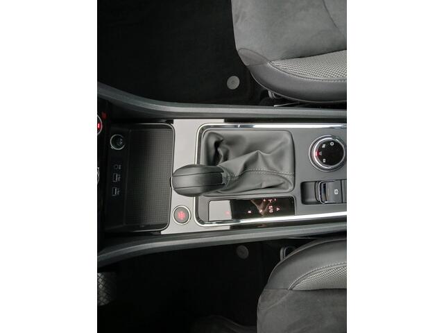 Seat ATECA 1.4 TSI Xcellence DSG-7 Business Intense