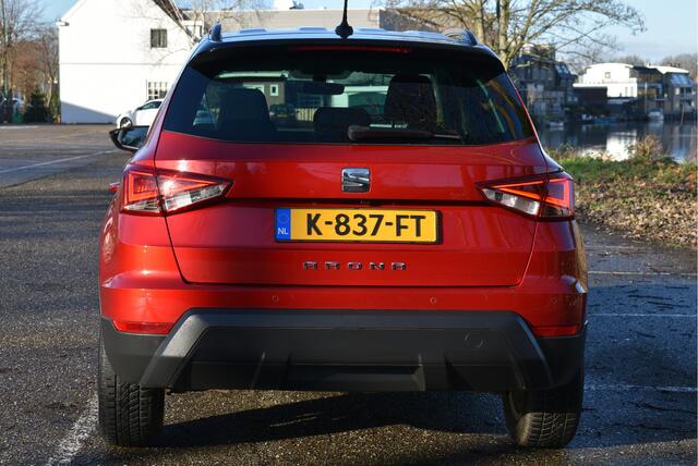 Seat Arona 1.0 TSI Xcellence Launch Edition APPLE CARPLAY, CLIMATE CONTROLE, CRUISE CONTROL, FULL LED VERLICHTING, INSTRUCTIE BOEKJES AANWEZIG!