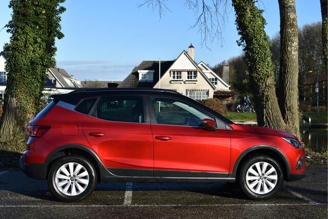 Seat Arona 1.0 TSI Xcellence Launch Edition APPLE CARPLAY, CLIMATE CONTROLE, CRUISE CONTROL, FULL LED VERLICHTING, INSTRUCTIE BOEKJES AANWEZIG!