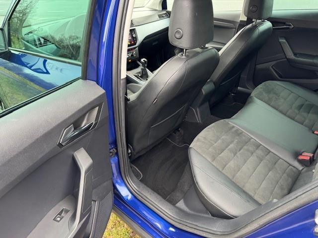 Seat Arona 1.0TSI STYLE BUSINESS INTENSE+ /LED/HLEER/CAM/VIRTDASH