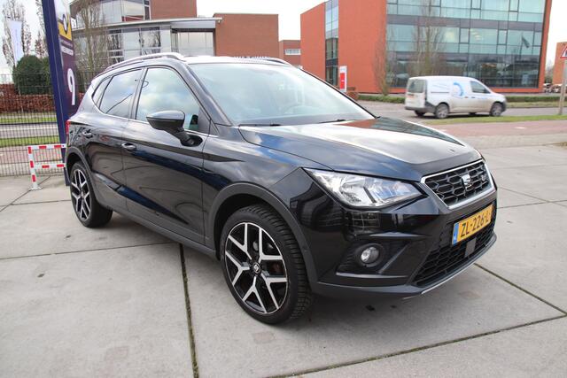 Seat Arona 1.0 TSI FR DSG Business Int. Clima, ACC, 18 Inch, Camera, Carplay Nieuwjaar actie!