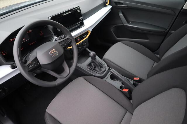 Seat Arona 1.0 EcoTSI Reference 95PK / 70kW, *PRIVATE LEASE VANAF ¤ 369,- | Apple Carplay & Android Auto, cruise control, LED koplampen, volledig digitaal instrumentenpaneel, airco, parkeersensor achter, verkeerstekenherkenning, rijstrooksensor met correctie, DAB, c