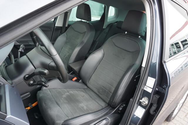 Seat Arona 1.0 TSI Style Business Intense | Incl. BTW | ACC | Camera | Navigatie | Origineel NL |