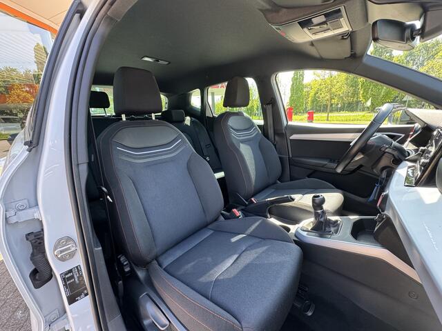 Seat Arona 1.0 TSI FR | Adaptive Cruise Control | Apple Carplay/Android Auto | Climate control Bi-color |