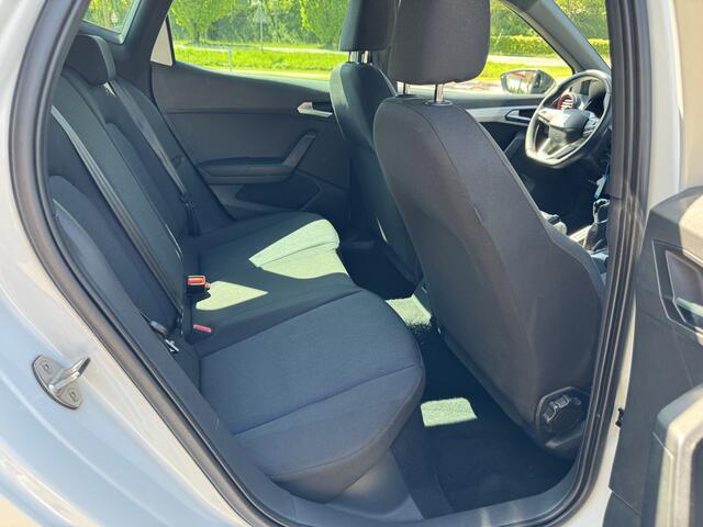 Seat Arona 1.0 TSI FR | Adaptive Cruise Control | Apple Carplay/Android Auto | Climate control Bi-color |