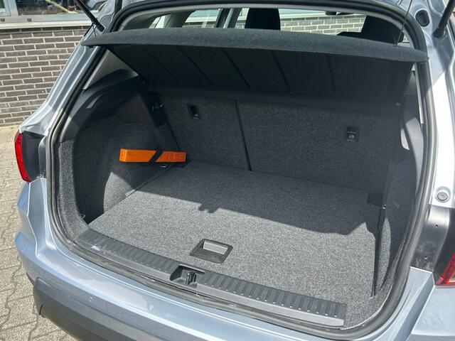 Seat Arona 1.0 TSI Style - Parkeersensoren voor+achter - CruiseControl