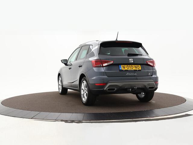 Seat Arona 1.0 TSI FR · Camera · Apple/Android Car Play · P-Sensoren · Cruise Control · DAB · 17'' Inch ·