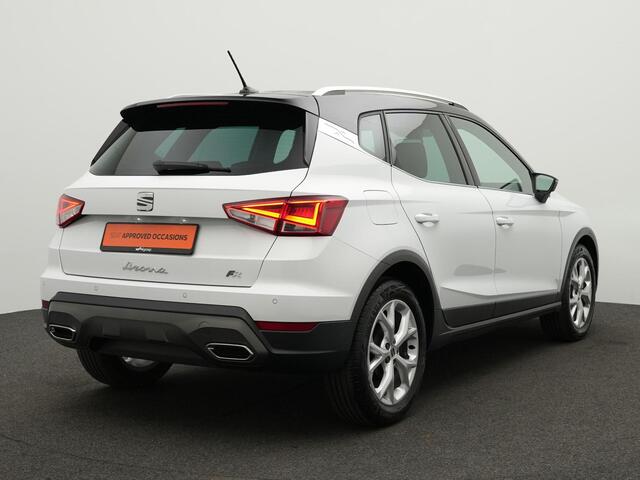Seat Arona 1.0 95 pk EcoTSI FR | Adaptive Cruise | Virtual Cockpit | Apple Carplay / Android auto | Parkeersensoren achter
