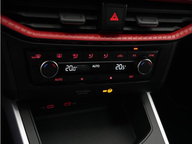 Seat Arona 1.0 95 pk EcoTSI FR | Adaptive Cruise | Virtual Cockpit | Apple Carplay / Android auto | Parkeersensoren achter