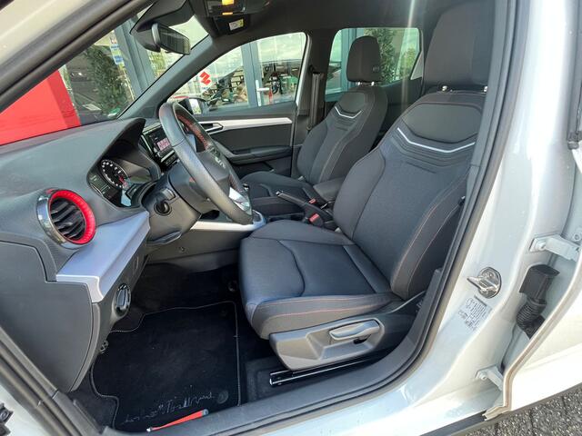 Seat Arona 1.0 TSI FR / 18'' LMV / FULL LED /
