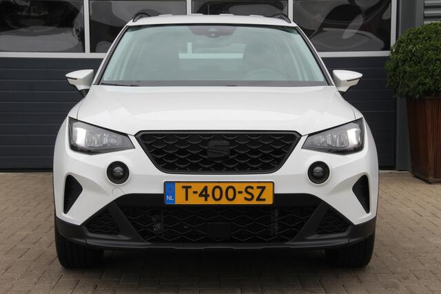 Seat Arona 1.0 TSI Reference | CarPlay | Camera | Navi | Airco | Cruise | Lane assist | Front assist | Seat connect | LMV18'' Goede banden | Rijdt erg zuinig | Hoge instap | Zeer nette auto
