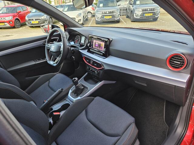 Seat Arona 1.0 TSI FR / FULL LED /