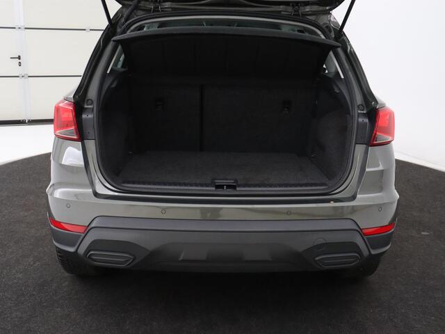 Seat Arona 1.0 TSI Style | Carplay | Full LED | Climate control | Parkeerhulp | Cruise control | Bluetooth | DAB