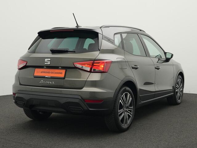Seat Arona 1.0 EcoTSI 95 pk Style Business Connect | Navigatie | Stoelverwarming | Parkeersensoren achter