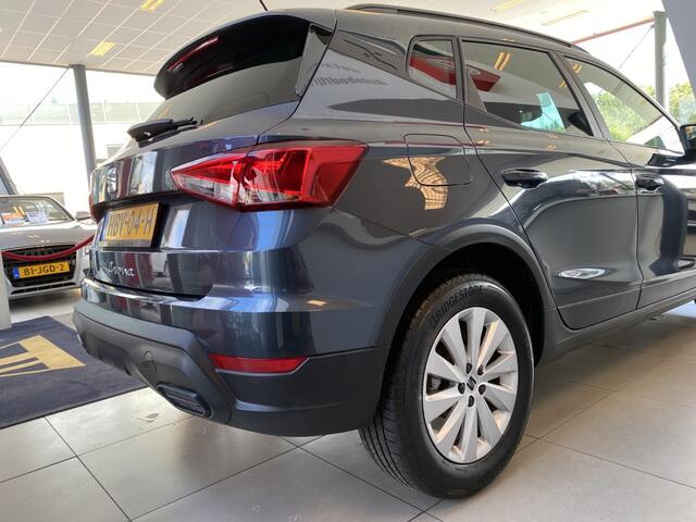 Seat Arona 1.0 EcoTSI Style Automaat,Unieke Kilometerstand,Apple Carplay Android/Auto,Virtual cockpit,Spraakbediening,Parkeersensoren,Lane assist,Airco,Cruisecontrol,Nieuwstaat,16 Inch Lmv