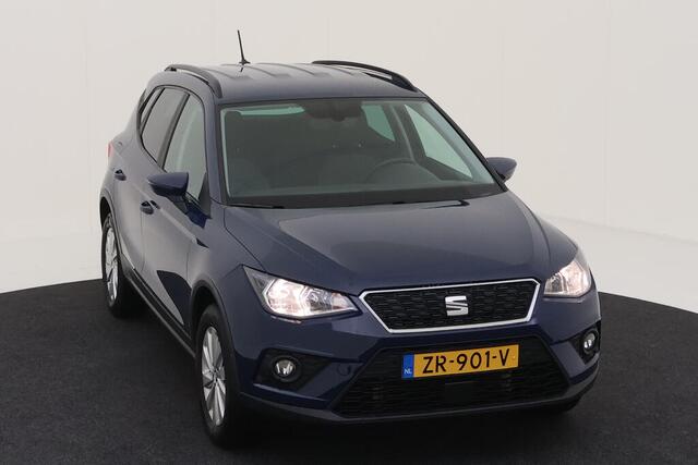 Seat Arona 1.0 TSI Style Business Intense / AUTOMAAT/ TREKHAAK/ CAMERA/ PARK. SENSOREN/ FULL LINK/ NAVI/ 16" LMV