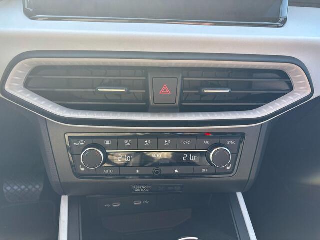 Seat Arona 1.0 TSI Business Connect // Automaat