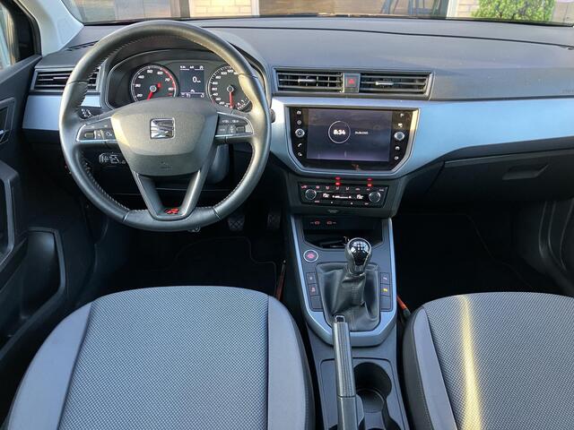 Seat Arona 1.0 TSI Style Business Intense | Trekhaak | NL-auto | Camera