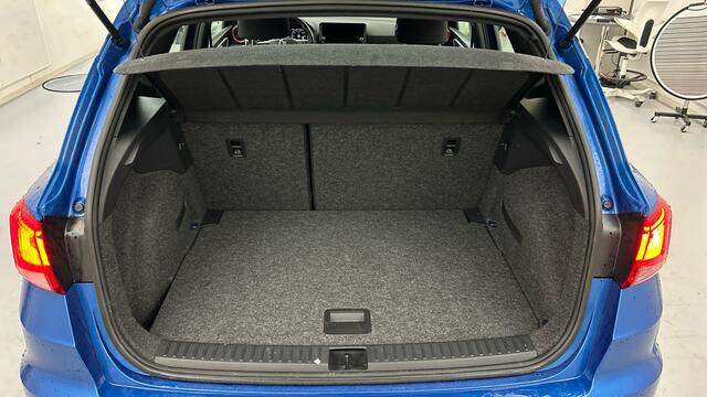 Seat Arona 1.0 EcoTSI FR Business Connect | Automaat | LED | CarPlay | Stoelverwarming | Camera |