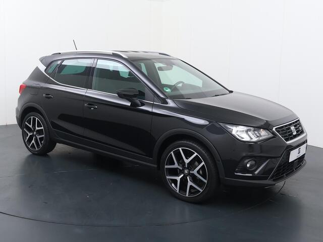 Seat Arona 1.0 TSI FR Business Intense | 95 PK | Trekhaak | 18" LM velgen | Navigatiesysteem | Parkeersensoren |