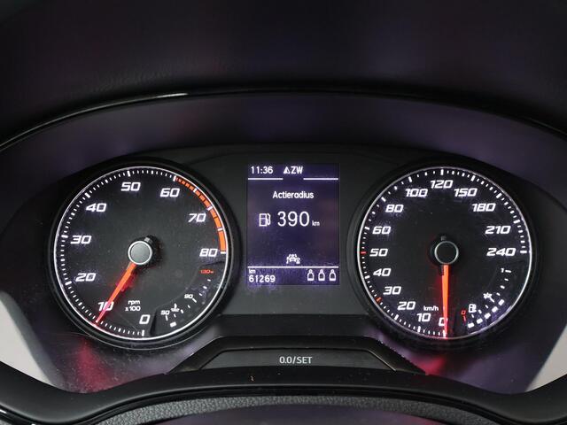 Seat Arona 1.0 TSI FR Business Intense | 95 PK | Trekhaak | 18" LM velgen | Navigatiesysteem | Parkeersensoren |