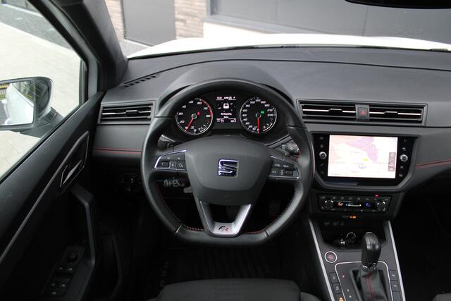 Seat Arona 1.0 TSI Xcellence Business Intense FR - Adaptive Cruise - PDC - Stoelverwarming - Carplay/Android - LED - Navi - Rijklaar
