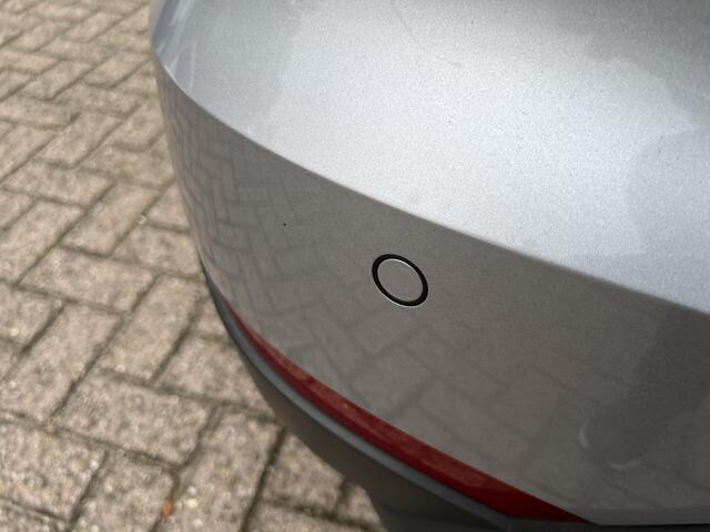 Seat Arona 1.0 TSI Style Business Intense Navi Cruise Lmv Beats-audio Nap