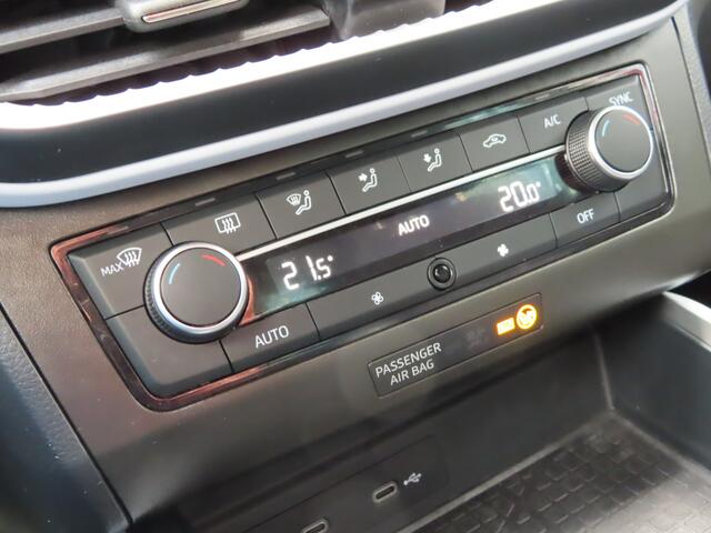 Seat Arona 1.0 EcoTSI Style Business Connect | full led | camera | parkeersensoren voor + achter |