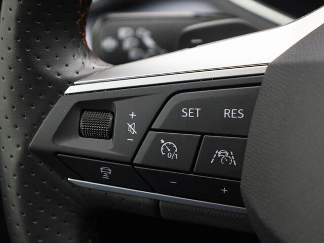 Seat Arona 1.0EcoTSI/115PK FR DSG · Camera · Stoelverwarming · Clima · Navigatie · Apple Carplay/Android Auto · Stoelverwarming · Garantie tot juli 2026