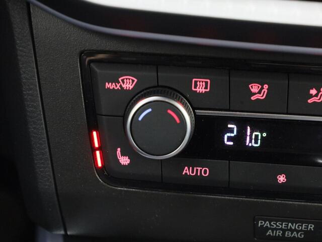 Seat Arona 1.0EcoTSI/115PK FR DSG · Navigatie · Apple Carplay/Android Auto · Camera · Stoelverwarming · Garantie tot juli 2026