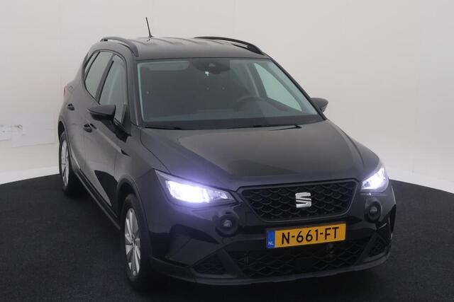 Seat Arona 1.0 TSI Style / PARK. SENSOREN/ CRUISE/ FULL LINK/ LED/ CLIMA/ 16" LMV