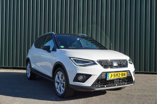 Seat Arona 1.0TSI FR 115pk Automaat + Trekhaak/ LED/ Camera/ Carplay/ ACC/ Navi Garantie!