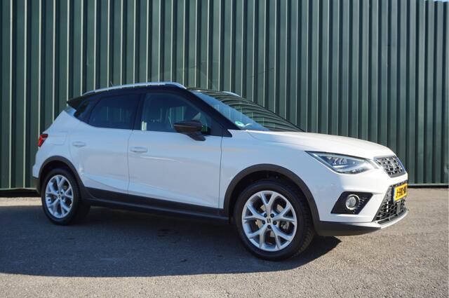 Seat Arona 1.0TSI FR 115pk Automaat + Trekhaak/ LED/ Camera/ Carplay/ ACC/ Navi Garantie!