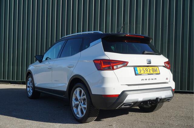 Seat Arona 1.0TSI FR 115pk Automaat + Trekhaak/ LED/ Camera/ Carplay/ ACC/ Navi Garantie!