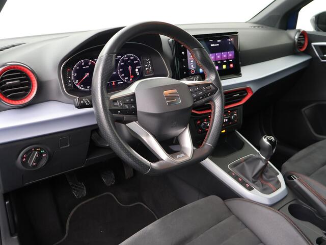 Seat Arona 1.0 TSI FR Business Intense | 95 PK | LED verlichting | Adaptive cruise control | Climate control | Apple Carplay/Android Auto |