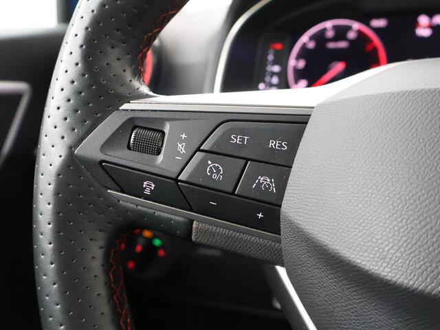 Seat Arona 1.0 TSI FR Business Intense | 95 PK | LED verlichting | Adaptive cruise control | Climate control | Apple Carplay/Android Auto |