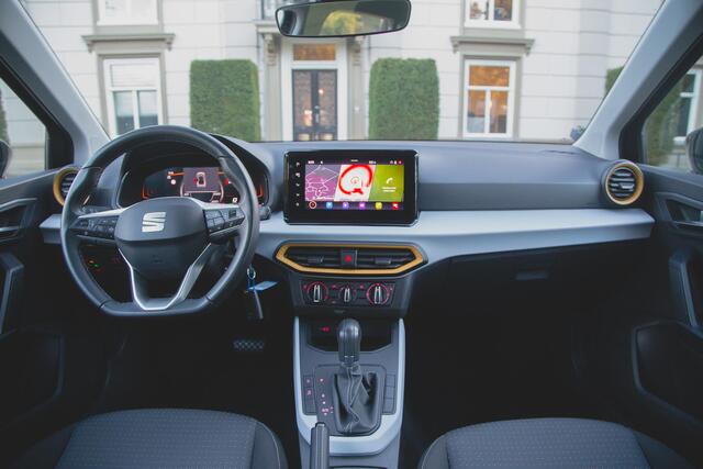 Seat Arona 1.0 TSI Style Business Connect Carplay | Virtual | Stoelverwarming | Adaptive Cruise