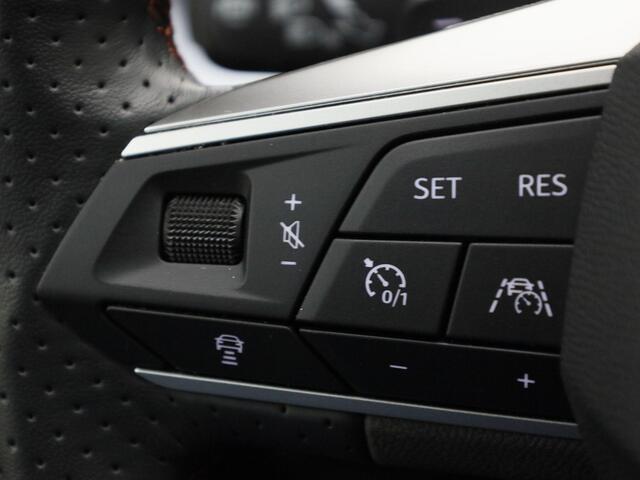 Seat Arona 1.0EcoTSI/115PK FR DSG · Navigatie · Apple Carplay/Android Auto · Stoelverwarming · Garantie tot juli 2026