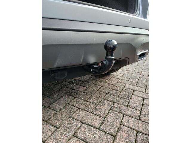 Seat Arona 1.0 TSI FR DSG-7 Business Connect + Camera + Trekhaak