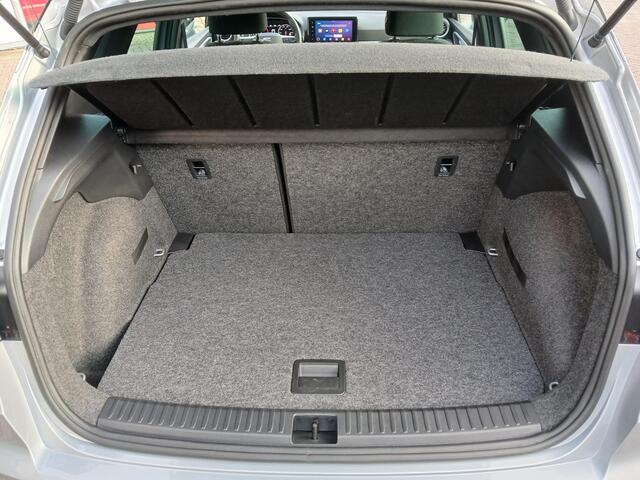 Seat Arona 1.0 TSI FR DSG-7 Business Connect + Camera + Trekhaak