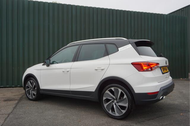Seat Arona 1.0 EcoTSI FR 116pk Automaat Business + Camera/ Keyless/ Carplay/ LED/ Stoelverwarming/ Nieuwstaat!