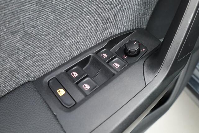 Seat Arona 1.0 TSI Xperience | Apple CarPlay | Keyless | Stoelverw. | Cruise | Clima | LED | PDC A