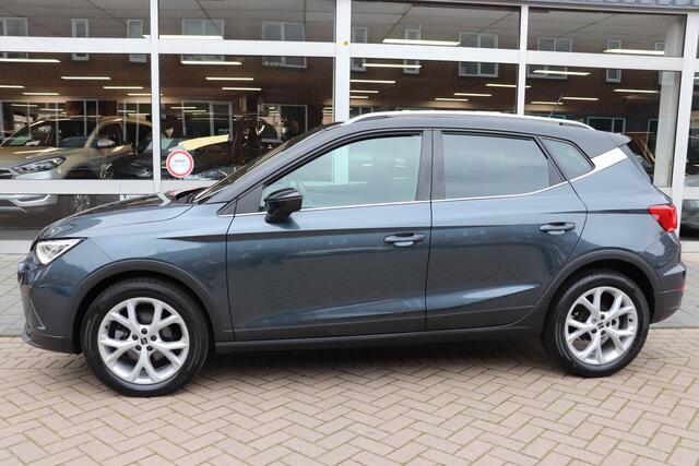 Seat Arona 1.0 TSI FR Business Intense Automaat. Navigatie, Uniek! lage km stand!.