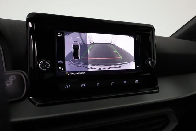 Seat Arona FR Business Connect 1.0 EcoTSI 70 kW / 95 pk | Black Edition | Cam | LED | Park Asssit | Stoelverwarming | Keyless | 18 inch