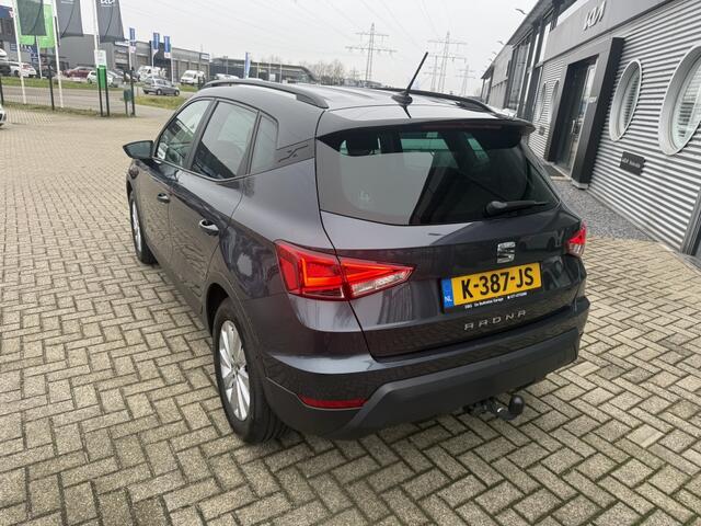 Seat Arona 1.0 TSI 110PK STYLE BUSINESS INTENSE PLUS + TREKHAAK - LAGE KM S